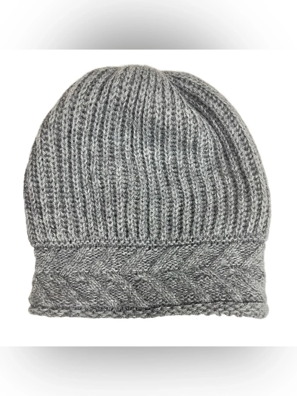 Women’s‎ Knit Hat Bundle Lot of 4 Beanies & Slouch Hats Winter Accessories